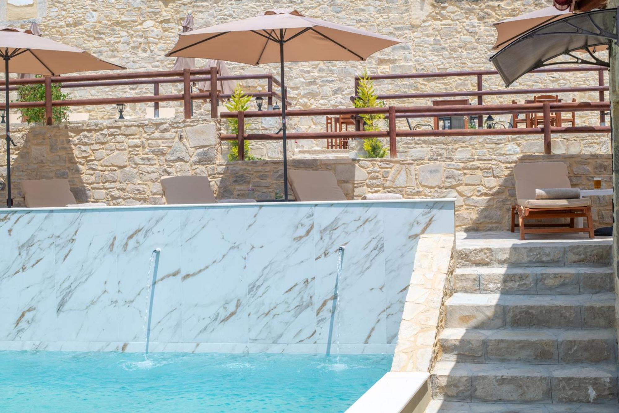 Draganigo Luxury Stone Houses 40 Min From Matala Ano Moulia Exterior photo