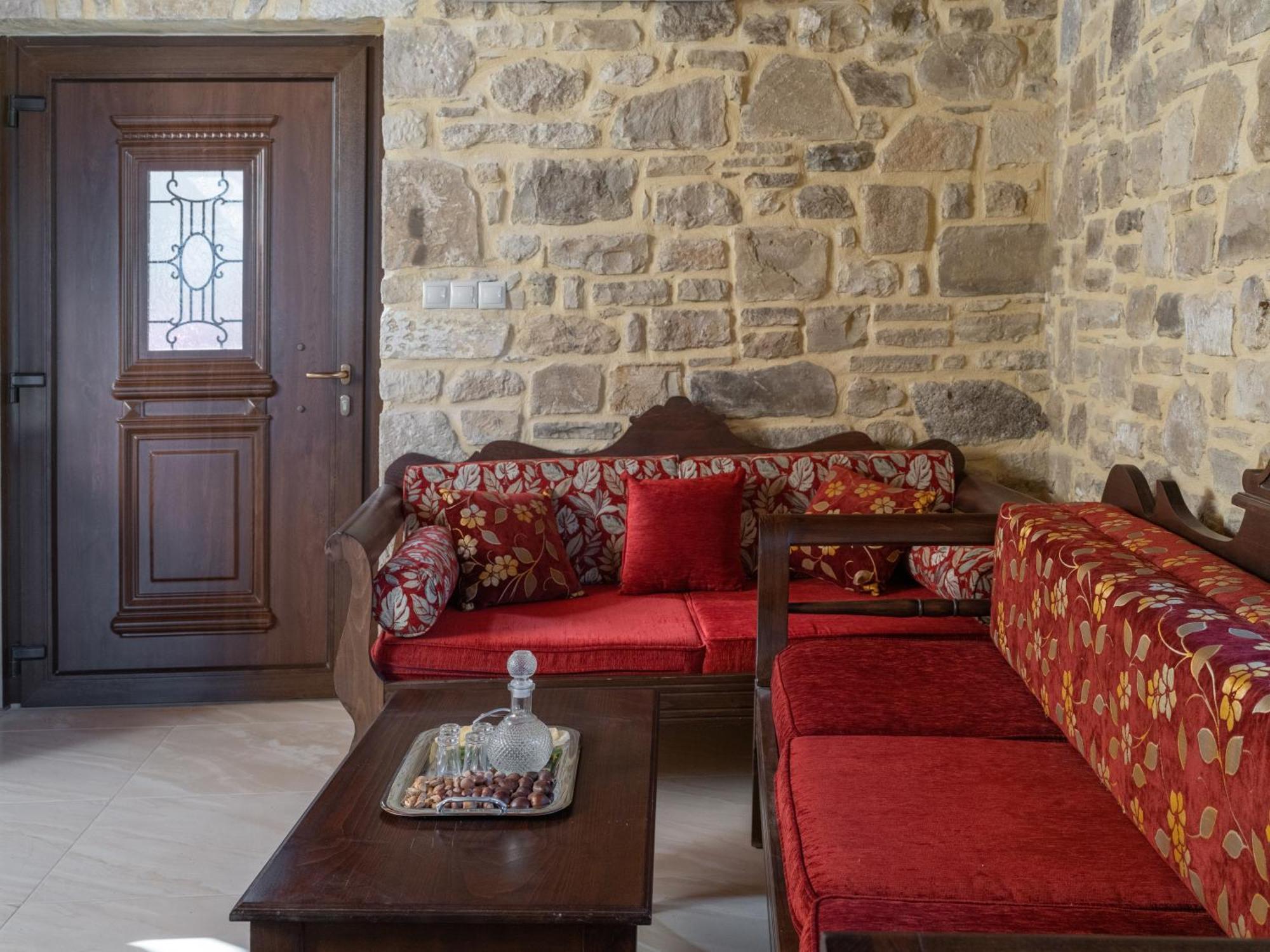 Draganigo Luxury Stone Houses 40 Min From Matala Ano Moulia Exterior photo