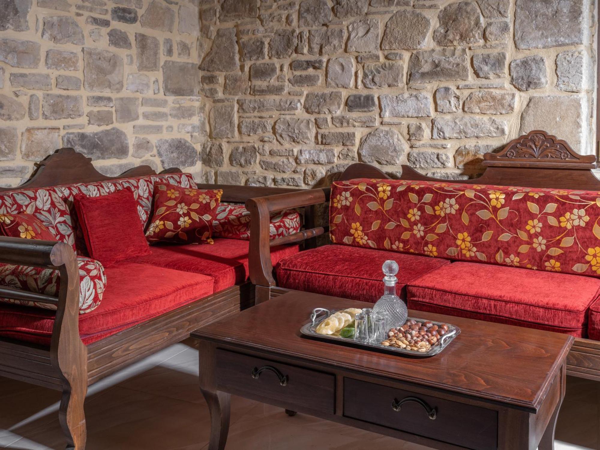 Draganigo Luxury Stone Houses 40 Min From Matala Ano Moulia Exterior photo